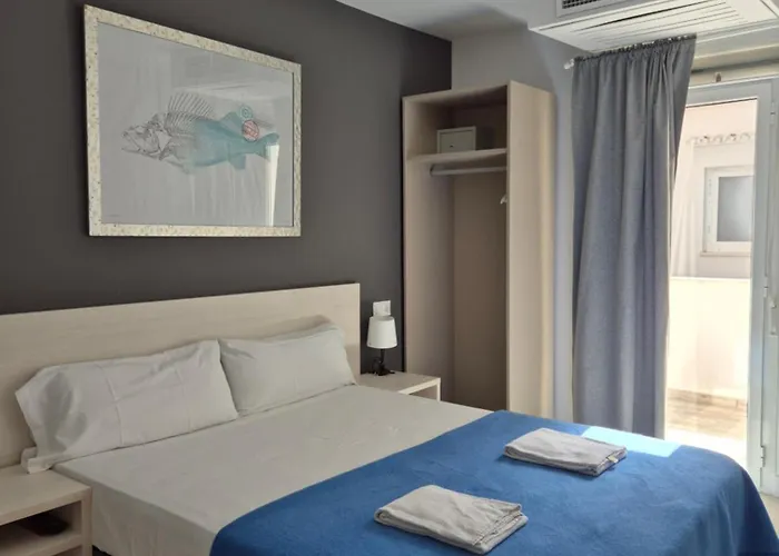 Blu Hostal Diana